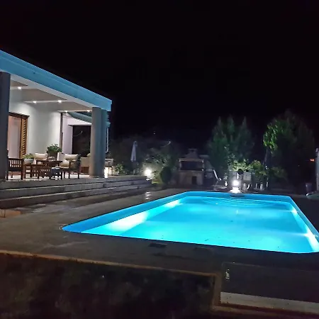 Villa Arka *